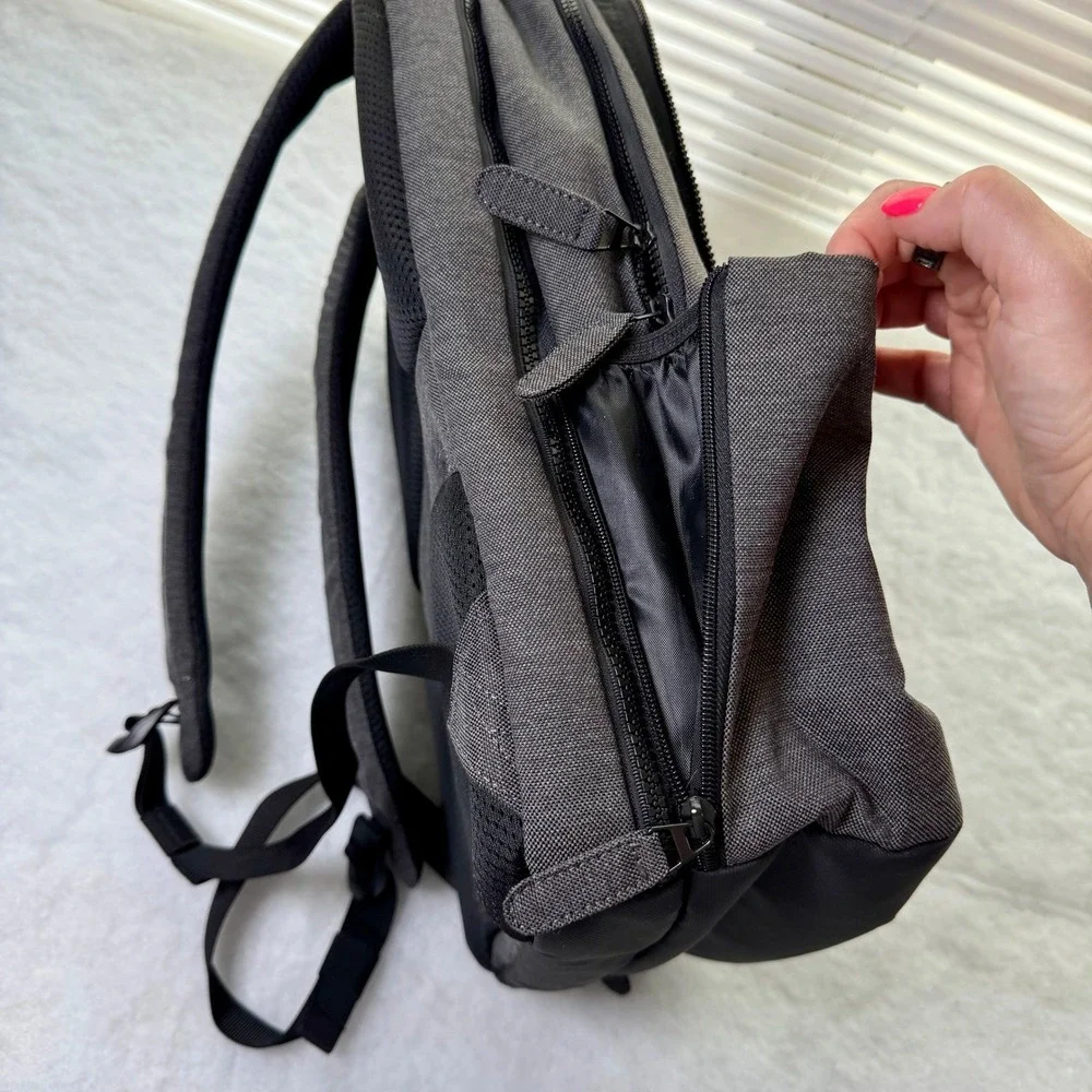 1XD GEAR Tech Laptop Backpack w/ RFID& USB Charging Port NWT‎ Black/Charcoal